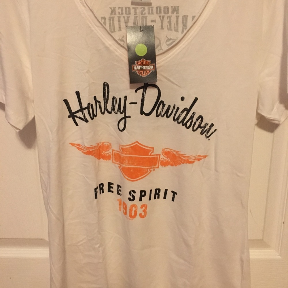 Woman T-shirt